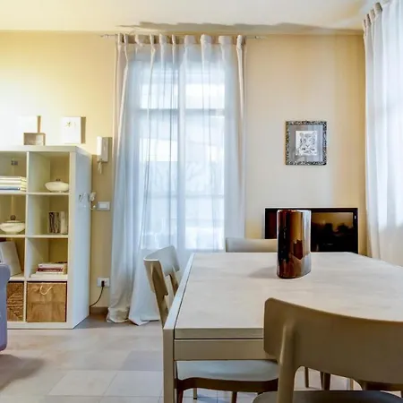 Italianway - Cavour 17 A Daire Alba (Piedmont)